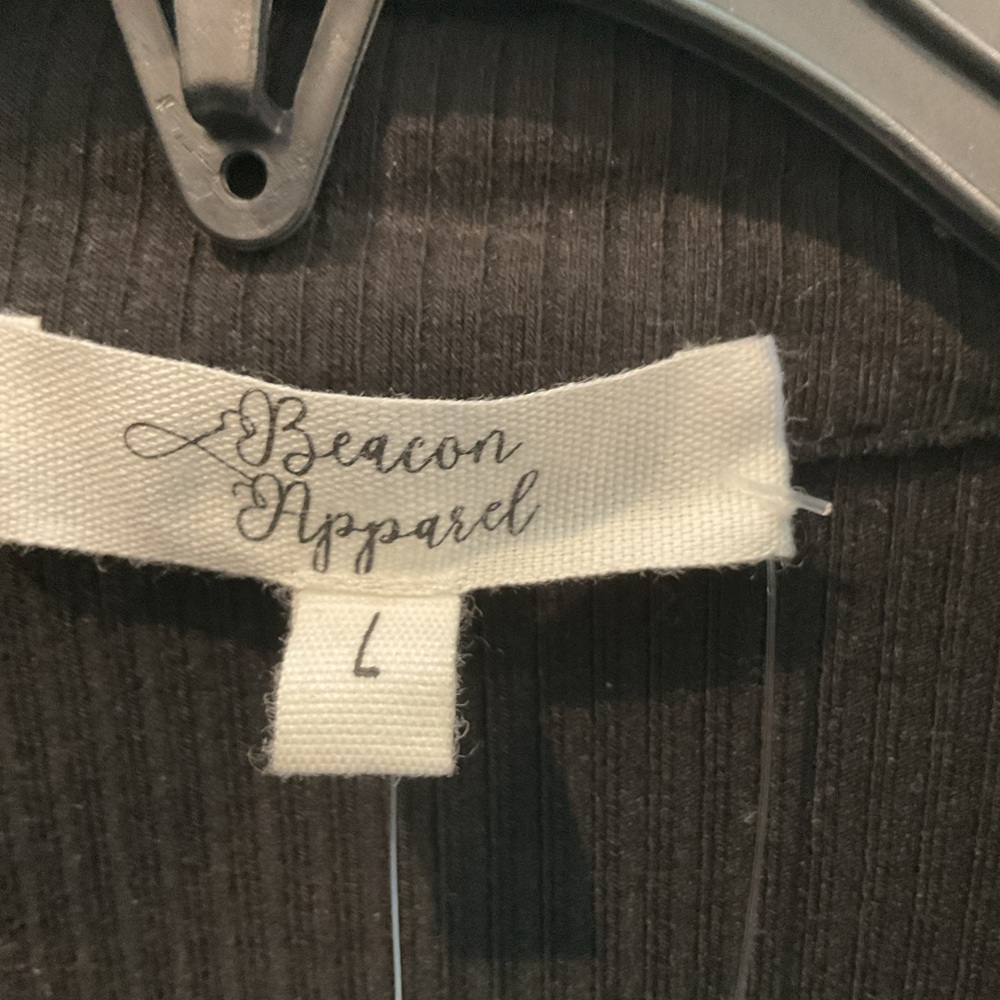 Beacon Black Button-Down Women's Lightweight Cardigan - Picture 7 of 9